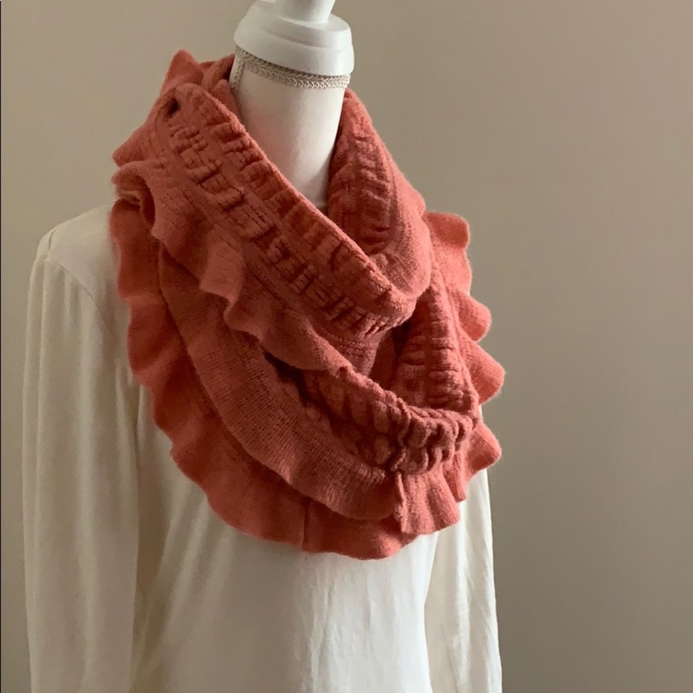 Infinity scarf